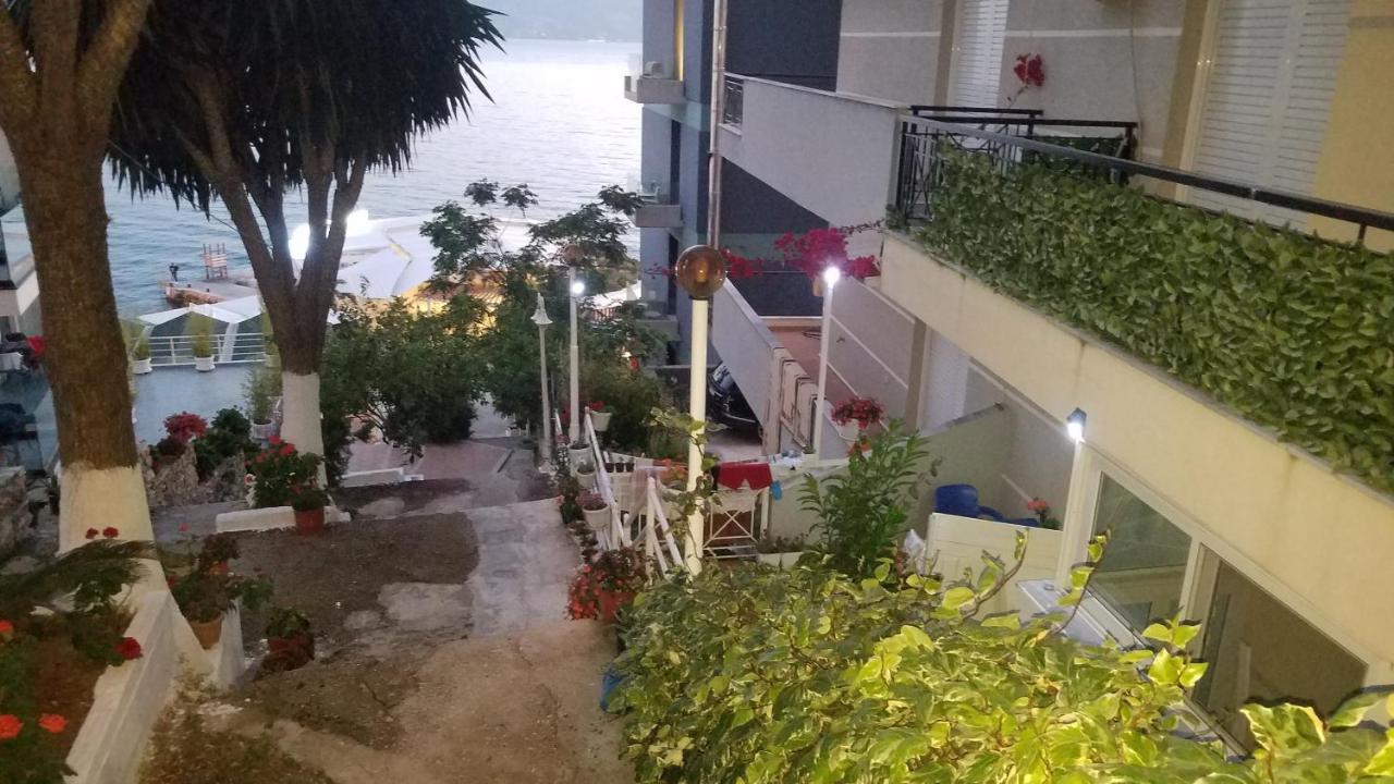 Eduart Apartments Sarandë Buitenkant foto