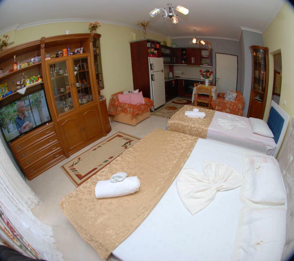 Eduart Apartments Sarandë Buitenkant foto